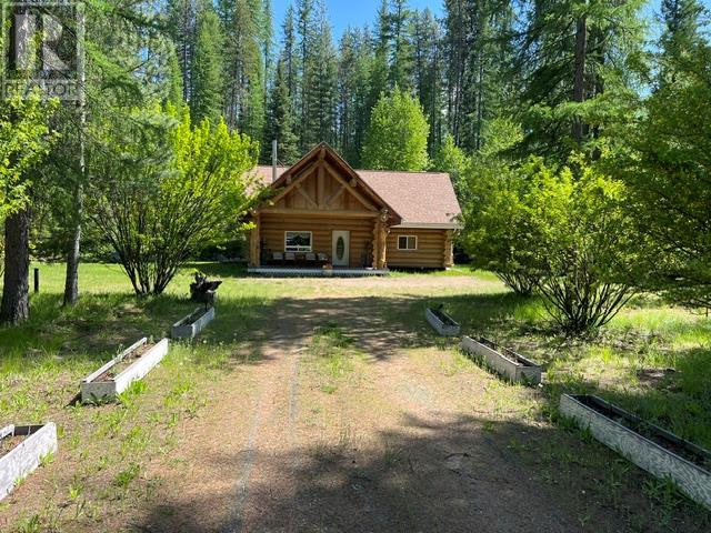 7349 Majestic Rd, Kingsgate, BC V0B 1V1