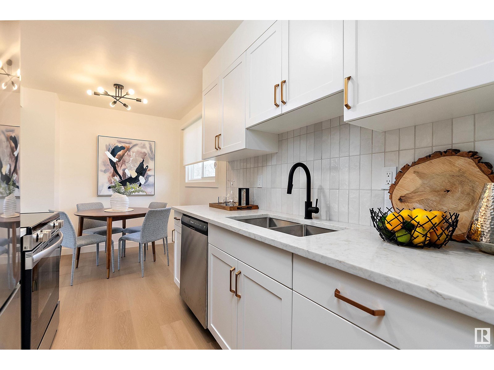 187 Harrison Dr NW, Edmonton, AB T5A 2X5