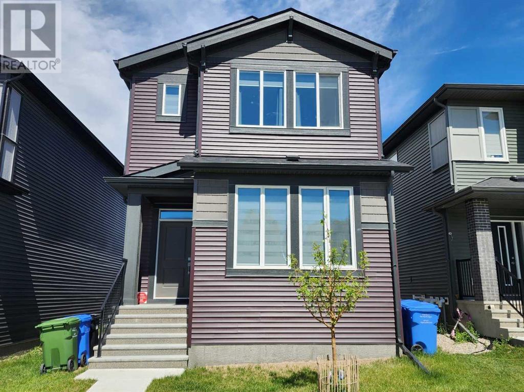 292 Lucas Blvd NW, Calgary, AB T3P 1X2