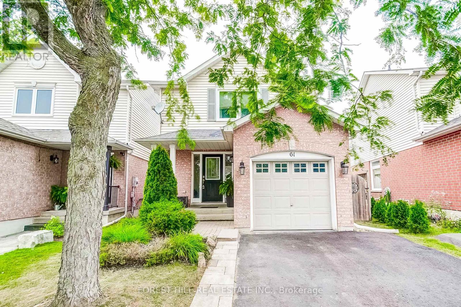 61 Hearthstone Cres, Clarington, ON L1E 2X8