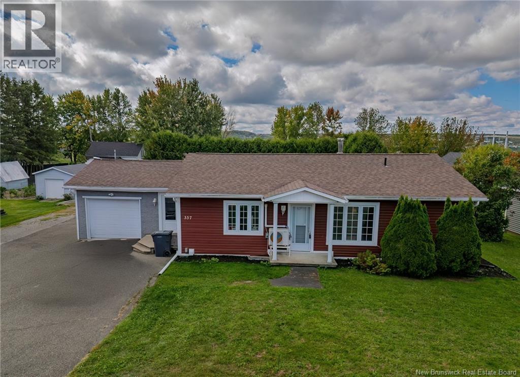 337 Albert St, Grand-saultgrand Falls, NB E3Y 1E2