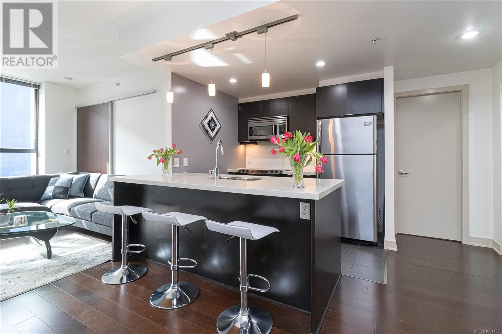 760 Johnson St Unit 204 St, Victoria, BC V8W 0A4