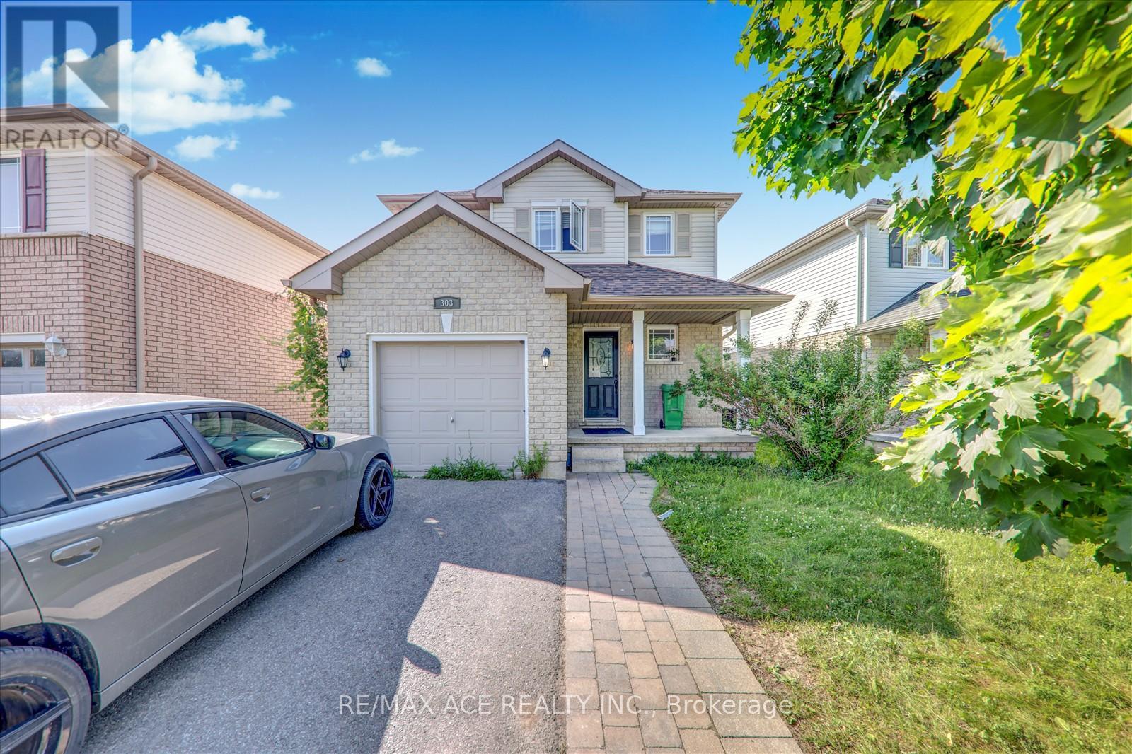 303 Spillsbury Dr Ward 1 Dr, Peterborough, ON K9K 0B4