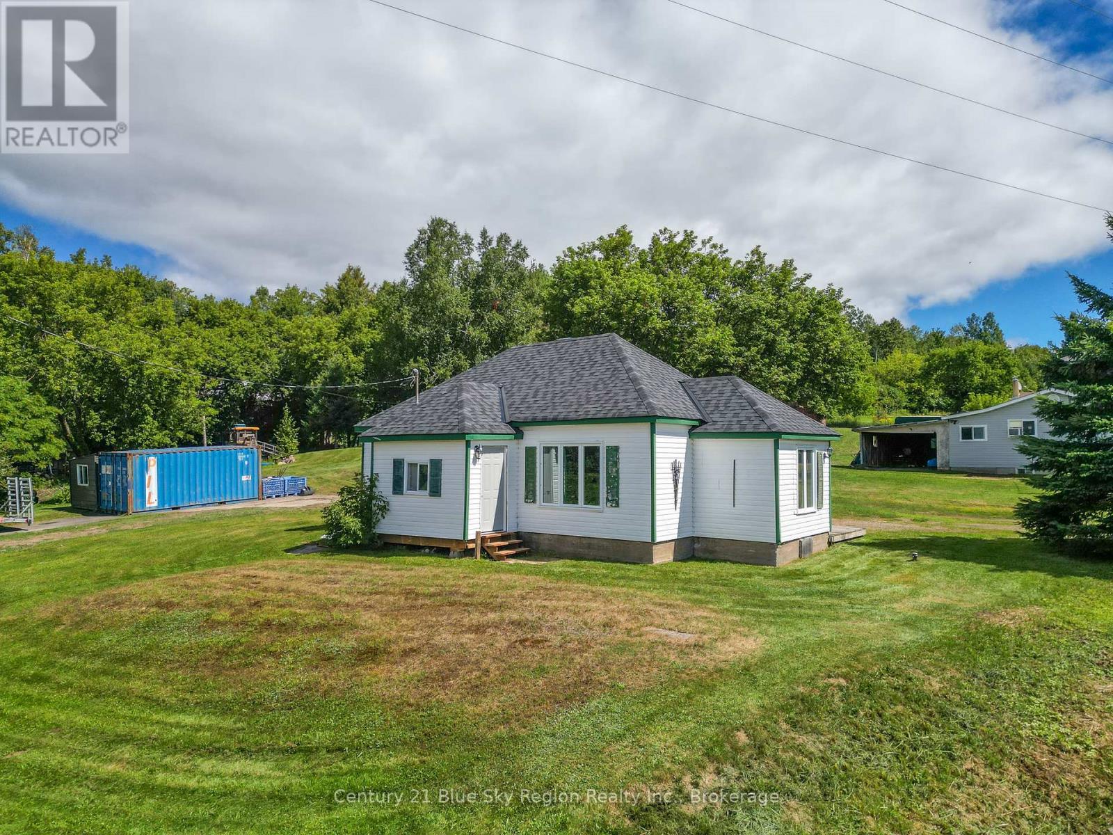 101 Boisvert St, Bonfield, ON P0H 1E0