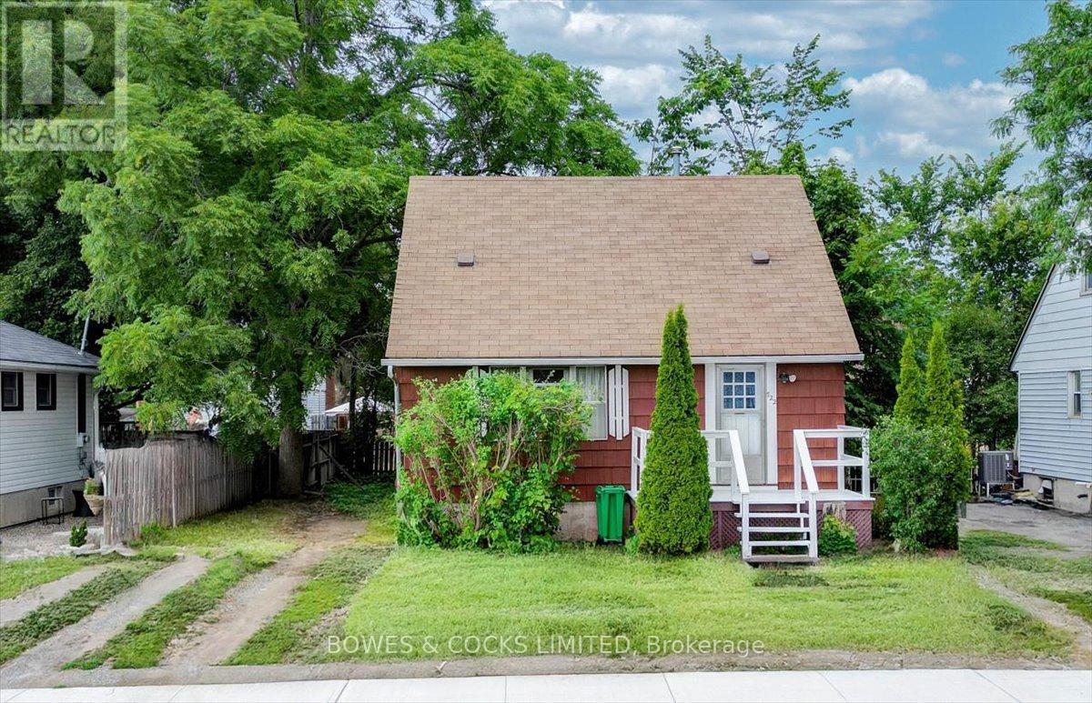 722 Gillespie Ave Ward 1 Ave, Peterborough, ON K9J 4B7
