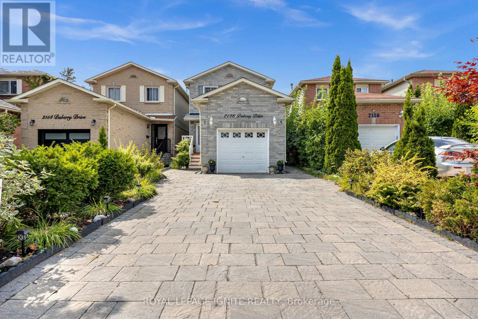 2156 Duberry Dr, Pickering, ON L1X 2A5