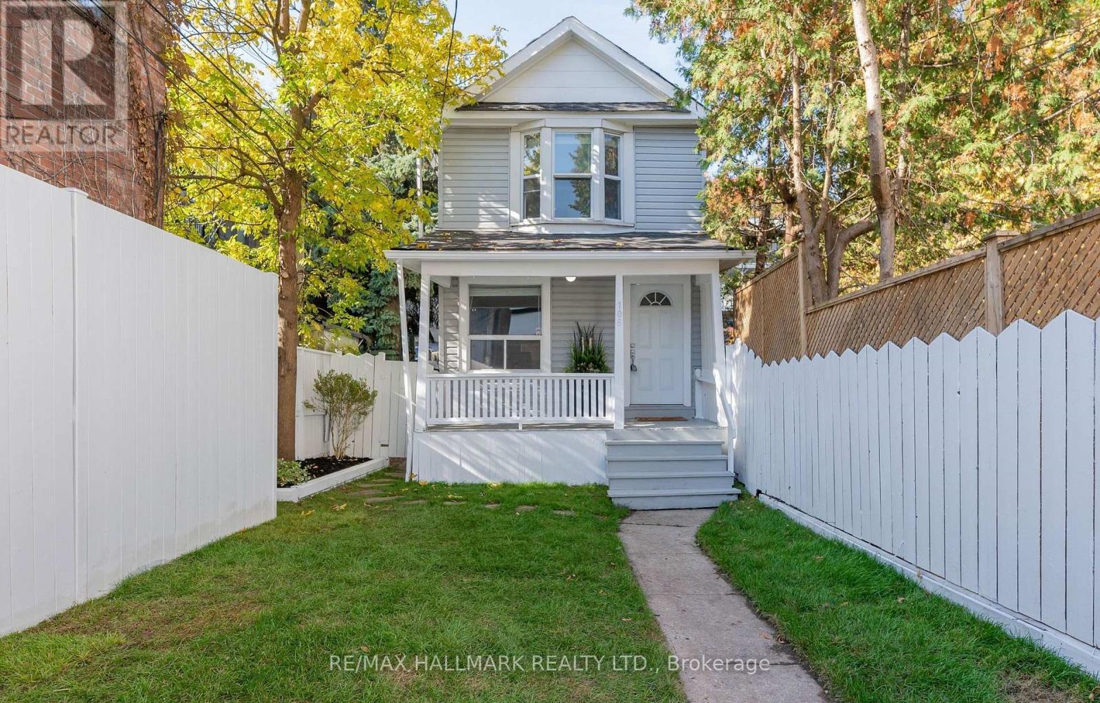 106 Willow Ave, Toronto, ON M4E 3K3