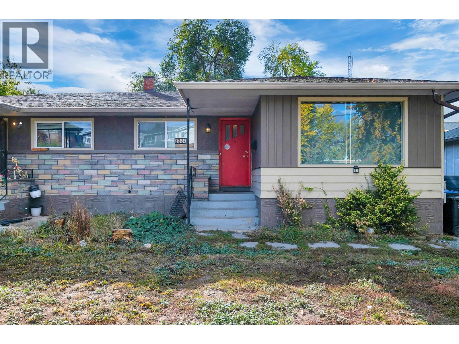 1331 Belaire Ave, Kelowna, BC V1Y 6B8