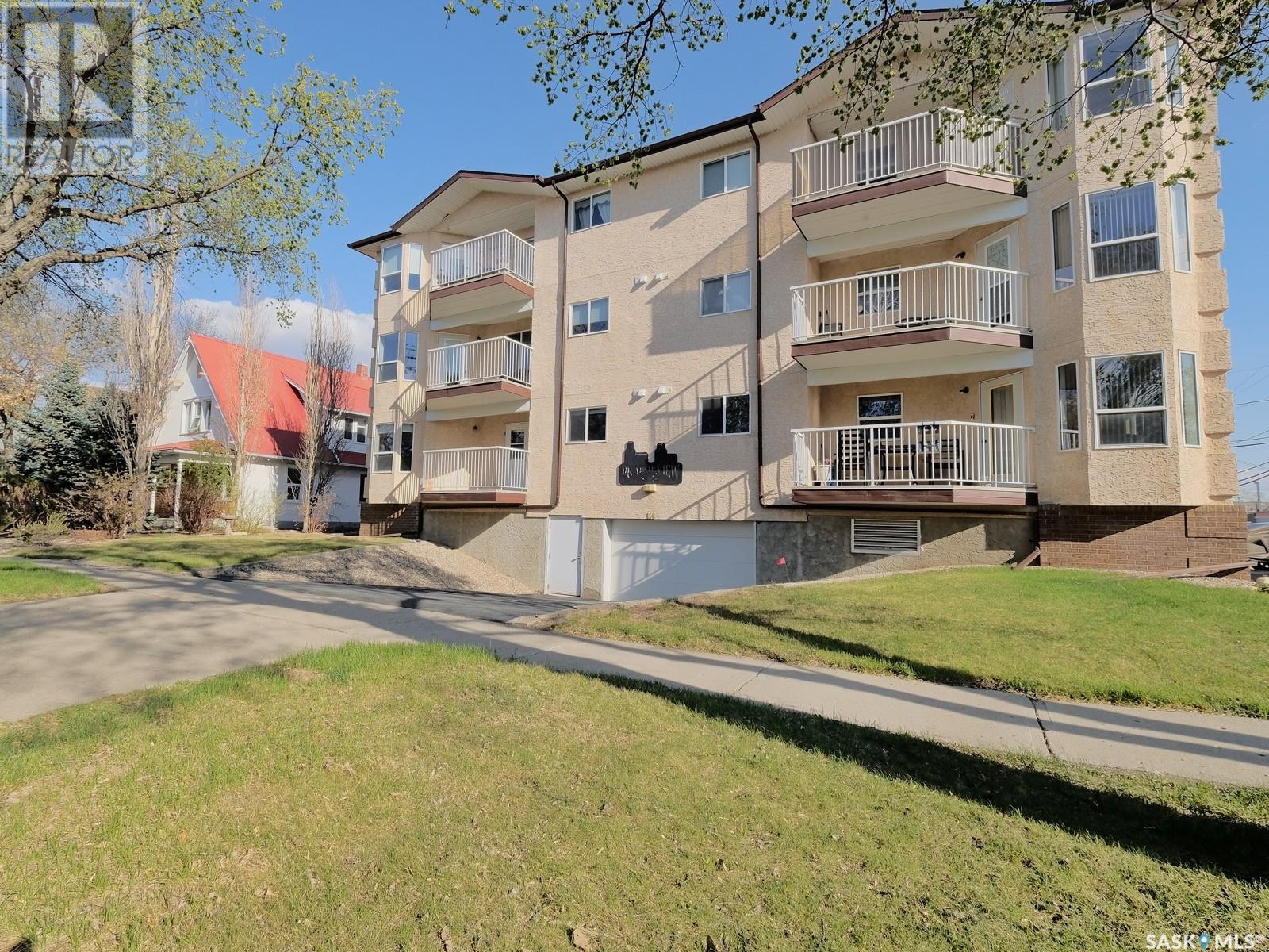 114 Third Avenue E Unit 101, Rosetown, SK S0L 2V0