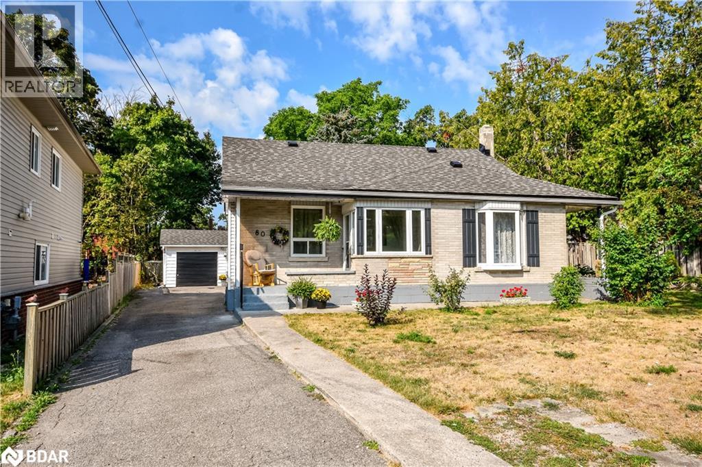 80 Parkside Dr, Barrie, ON L4N 1X1