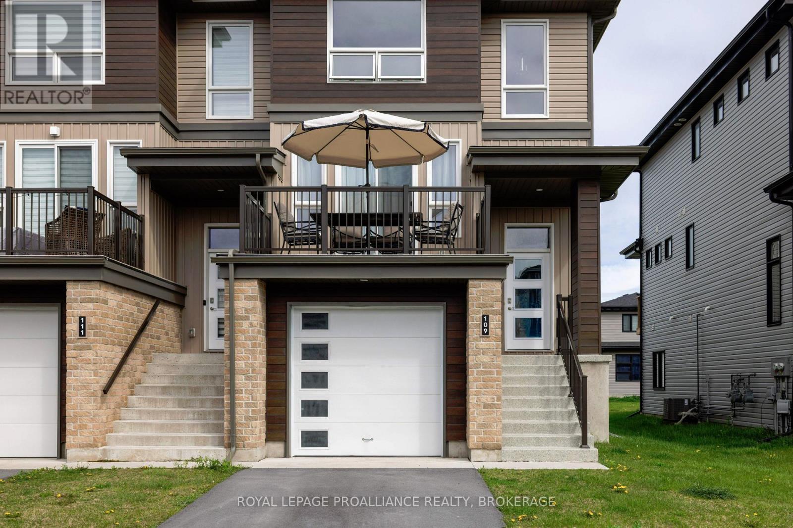 109 Superior Dr, Loyalist Amherstview, ON K7N 0E5
