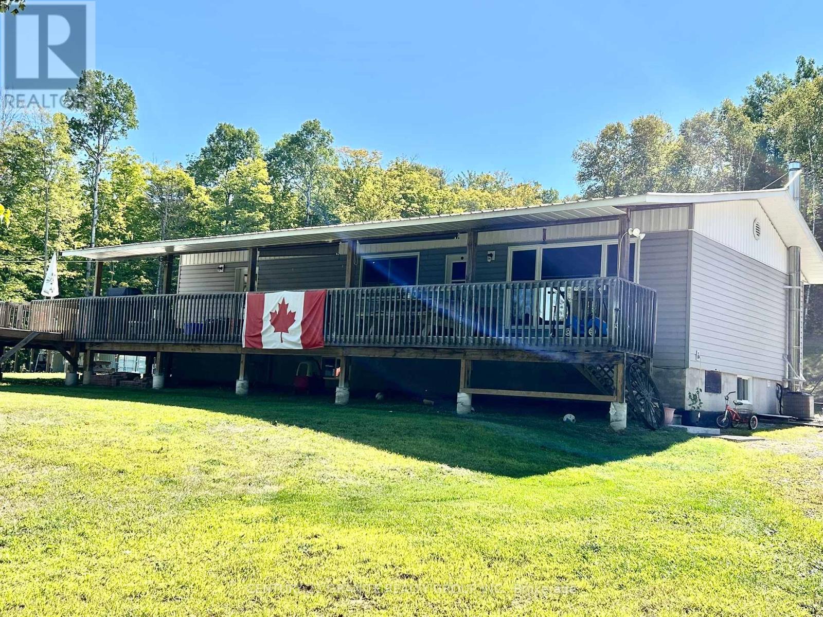 1561 S Baptiste Lake Rd, Hastings Highlands, ON K0L 1C0
