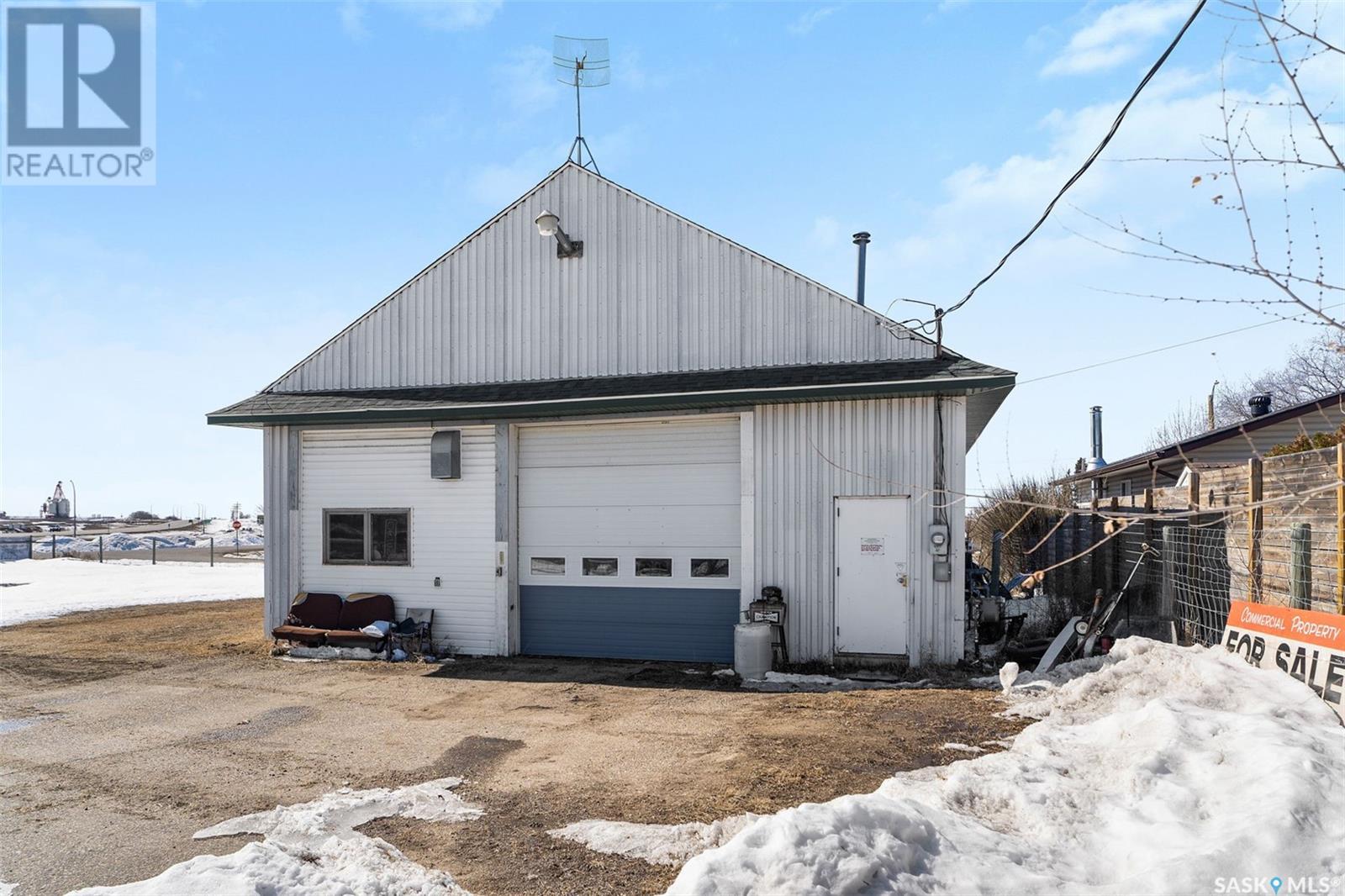 103 3 Street West, Delisle, SK S0L 0P0