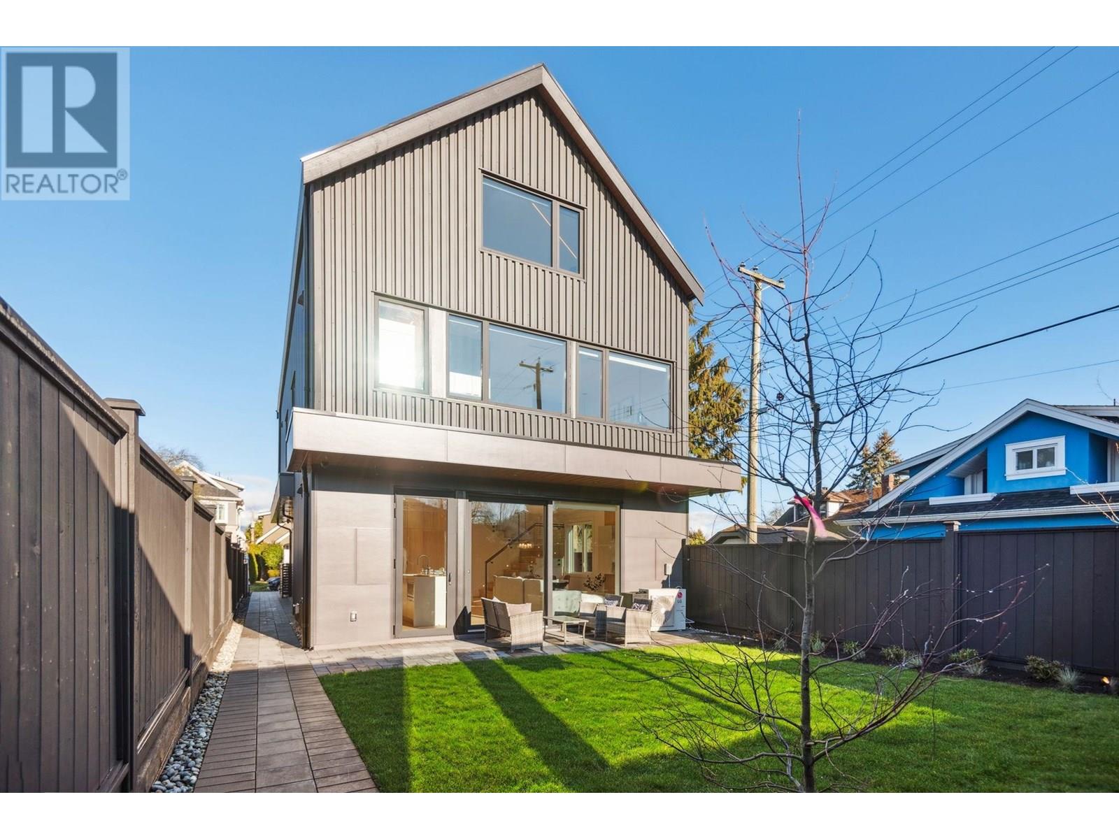 3620 W 20th Avenue Unit 2, Vancouver, BC V6S 1E8