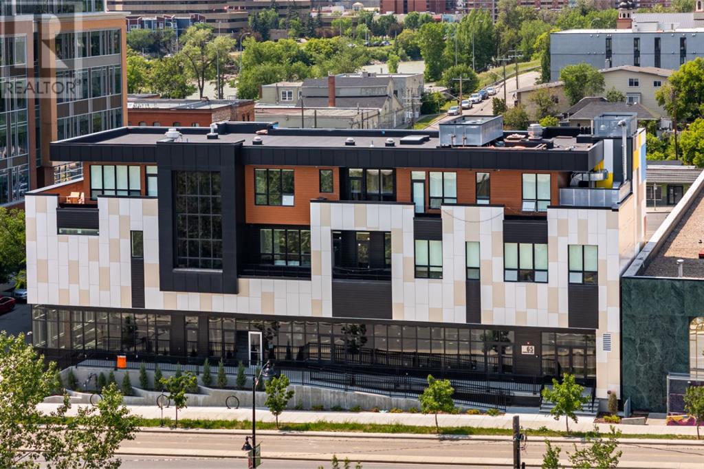 55 Edmonton Trail #59 63, Calgary, AB T2E 8S3
