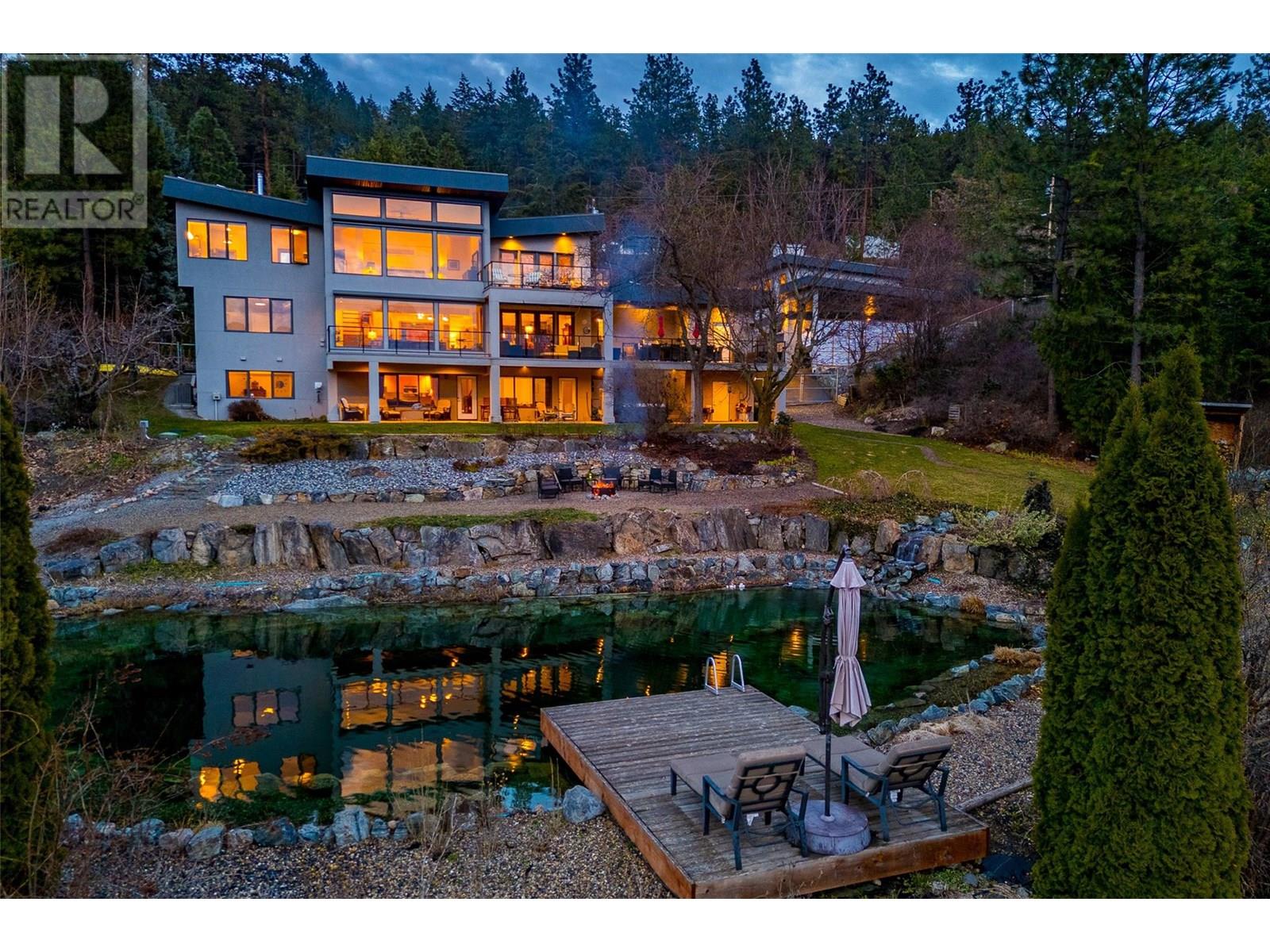 16550 Carbonneau Rd, Lake Country, BC V4V 1B3