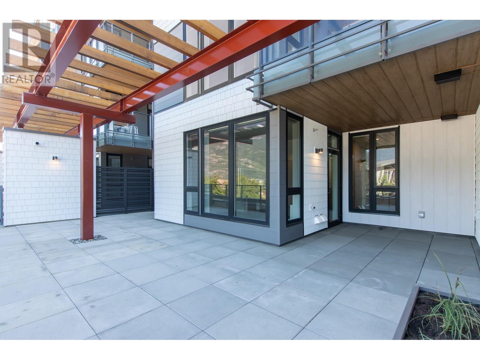 1506 Scott Crescent Unit 209, Squamish, BC V8B 1G4