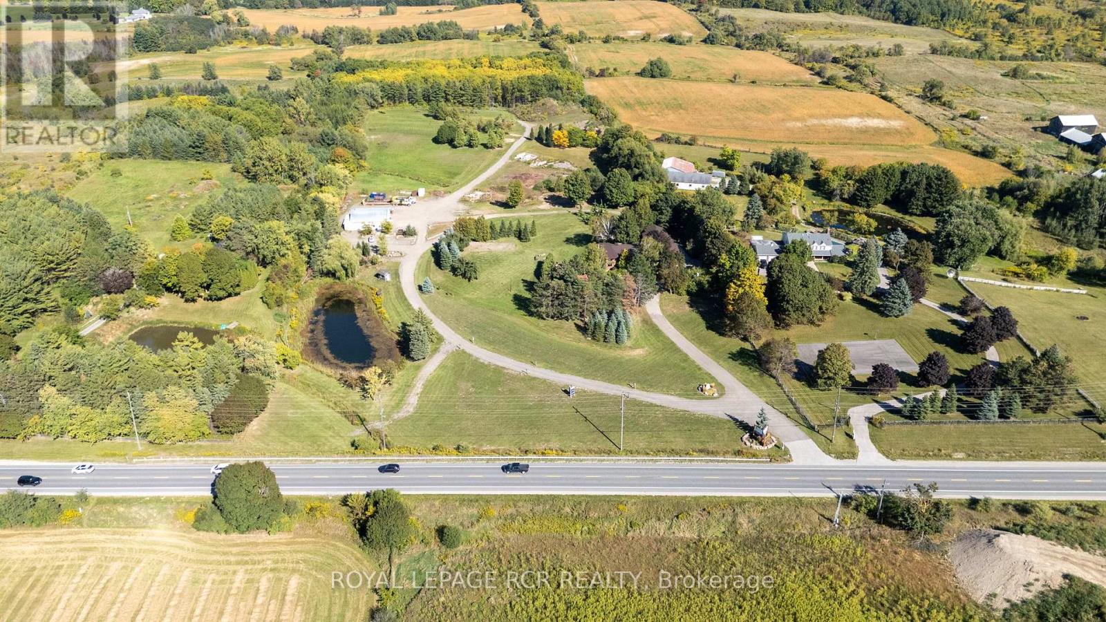 27 Highway Unit 15735, King, ON L0G 1T0