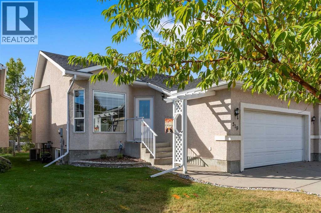 519 Lineham Acres Dr NW, High River, AB T1V 2A9