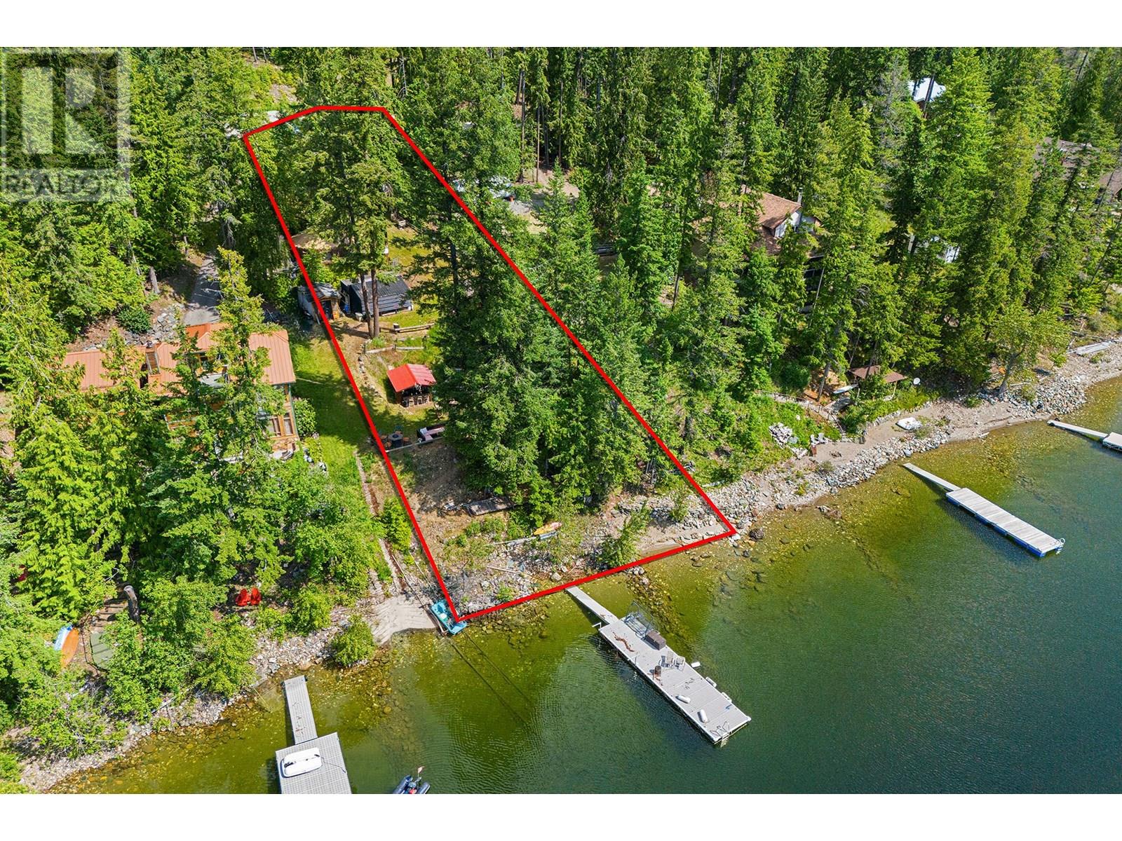 8486 Horseshoe Bay Rd, Anglemont, BC V0E 1M8