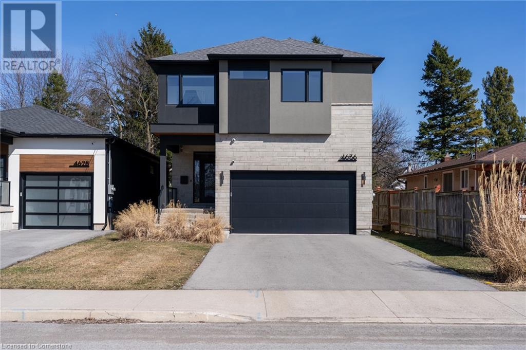 4636 Lee Ave, Niagara Falls, ON L2H 1M6