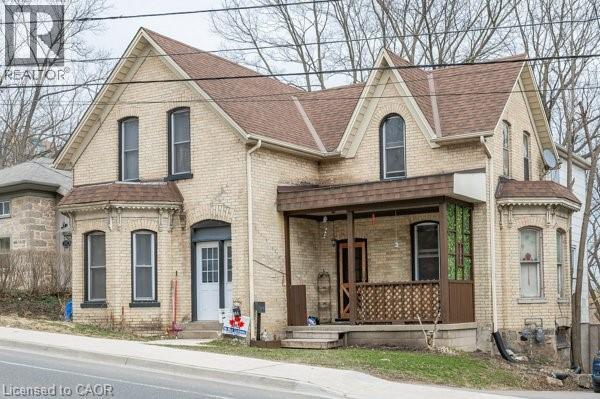 163 Fountain St N, Cambridge, ON N3H 1H7