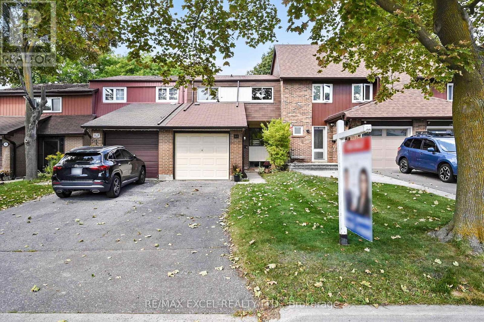 161 Carolbreen Sq, Toronto, ON M1V 1J1