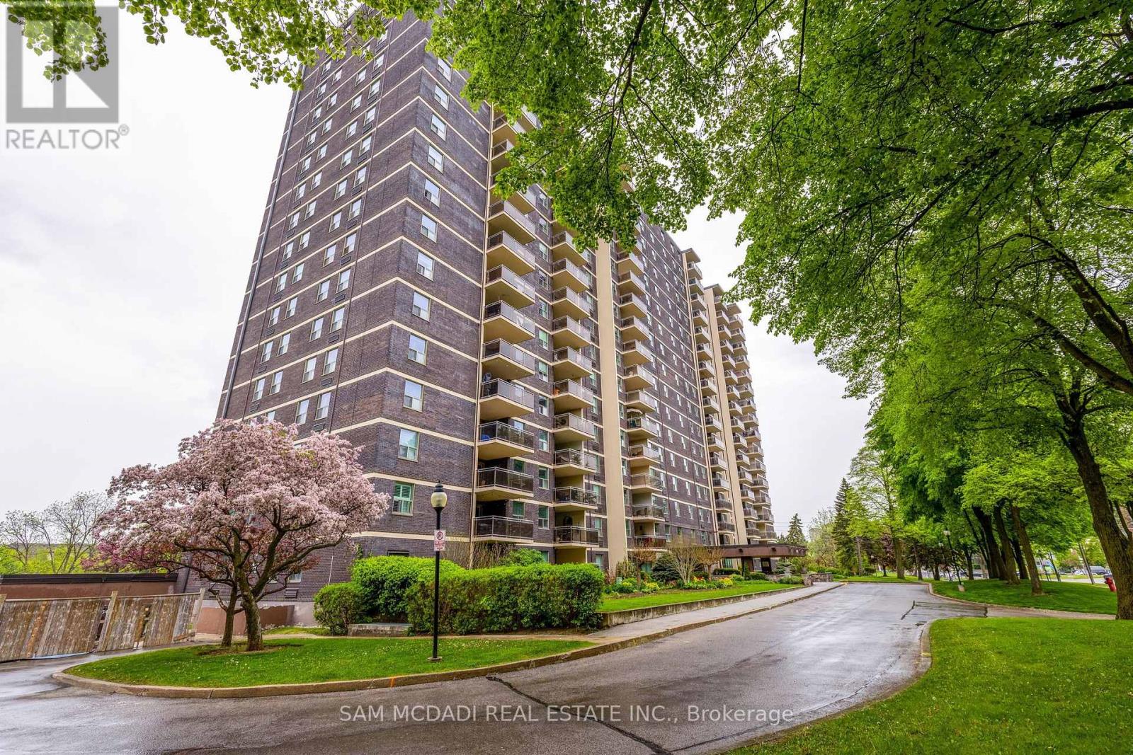 1001 966 Inverhouse Dr, Mississauga, ON L5J 4B6