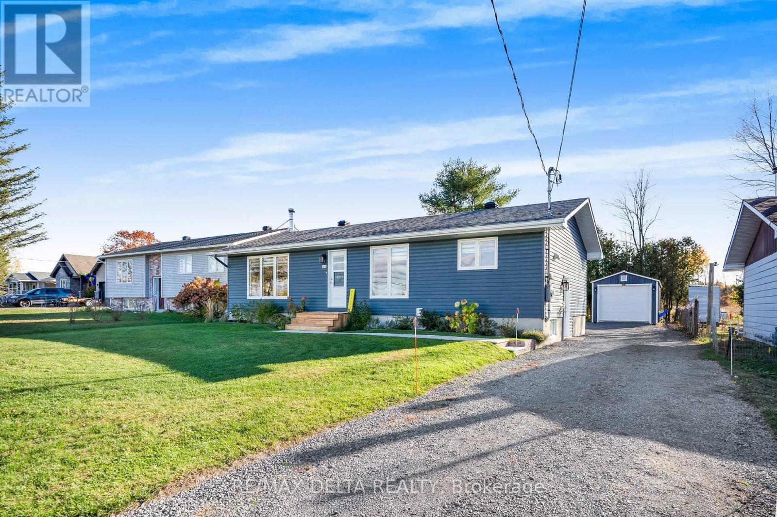 3676 Principale St, Alfred and Plantagenet, ON K0A 3K0