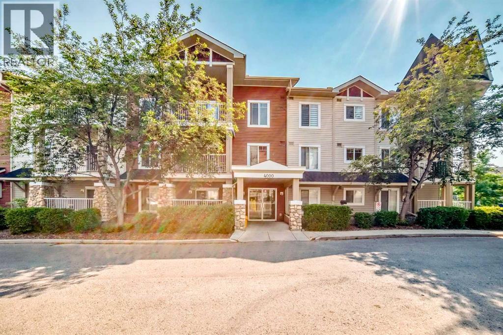 70 Panamount Drive Nw Unit 4212, Calgary, AB T3K 5Z1