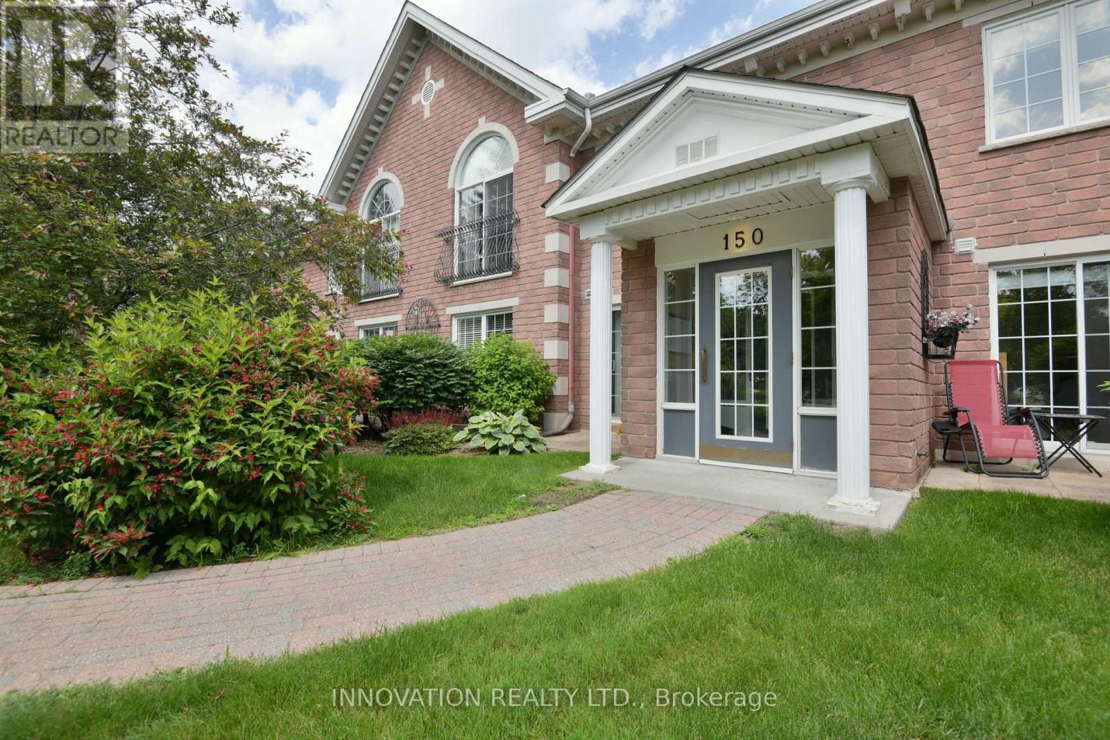 2 Unit 150 Robson Ct #c, Ottawa, ON K2K 2W1