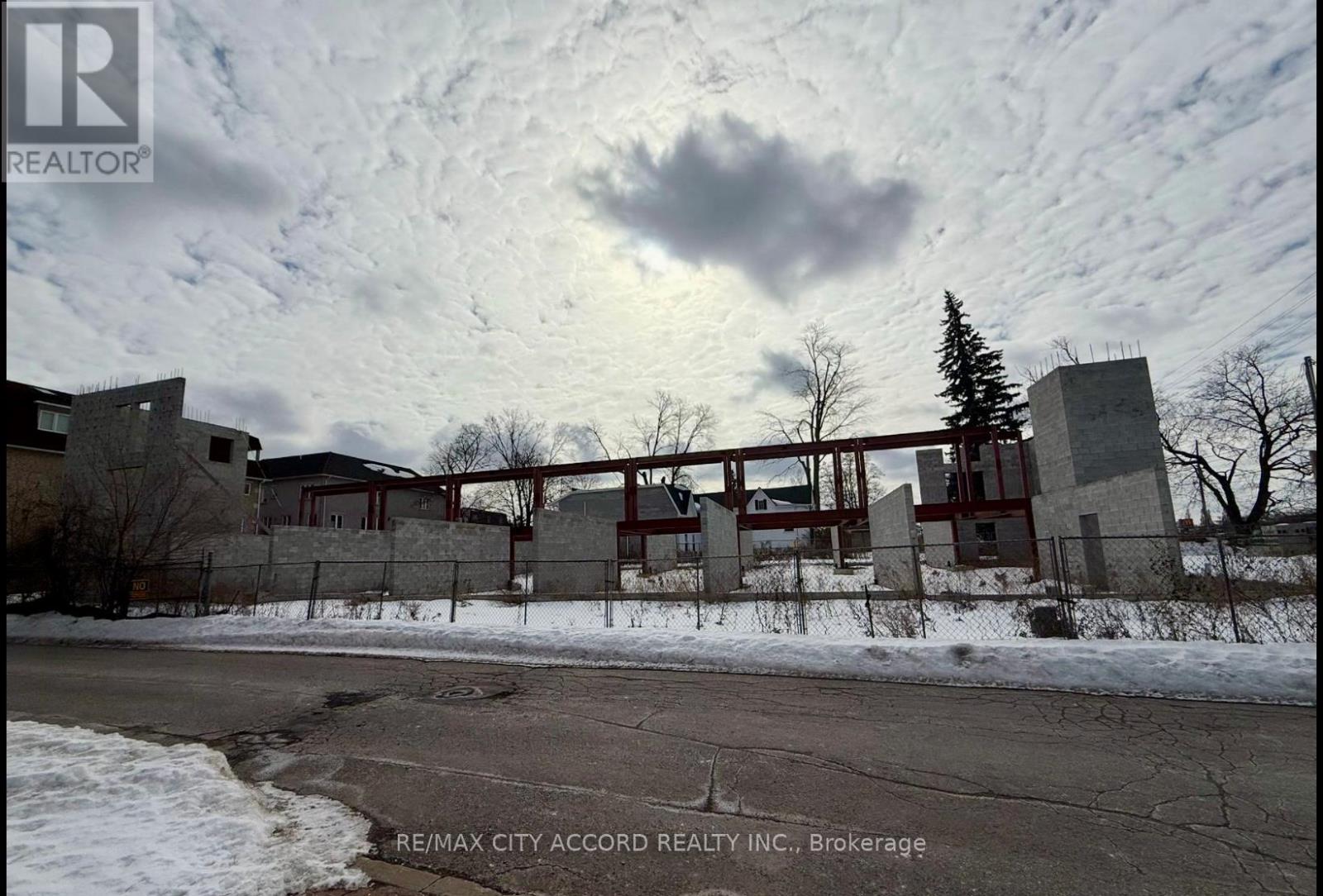 7713 Kennedy Rd, Markham, ON L3R 0L7