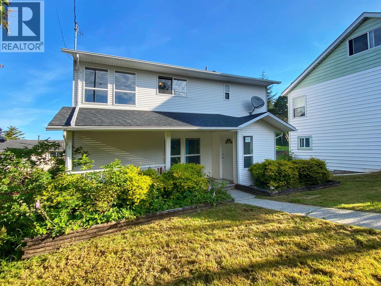 1441 Pigott Pl, Prince Rupert, BC V8J 2E4