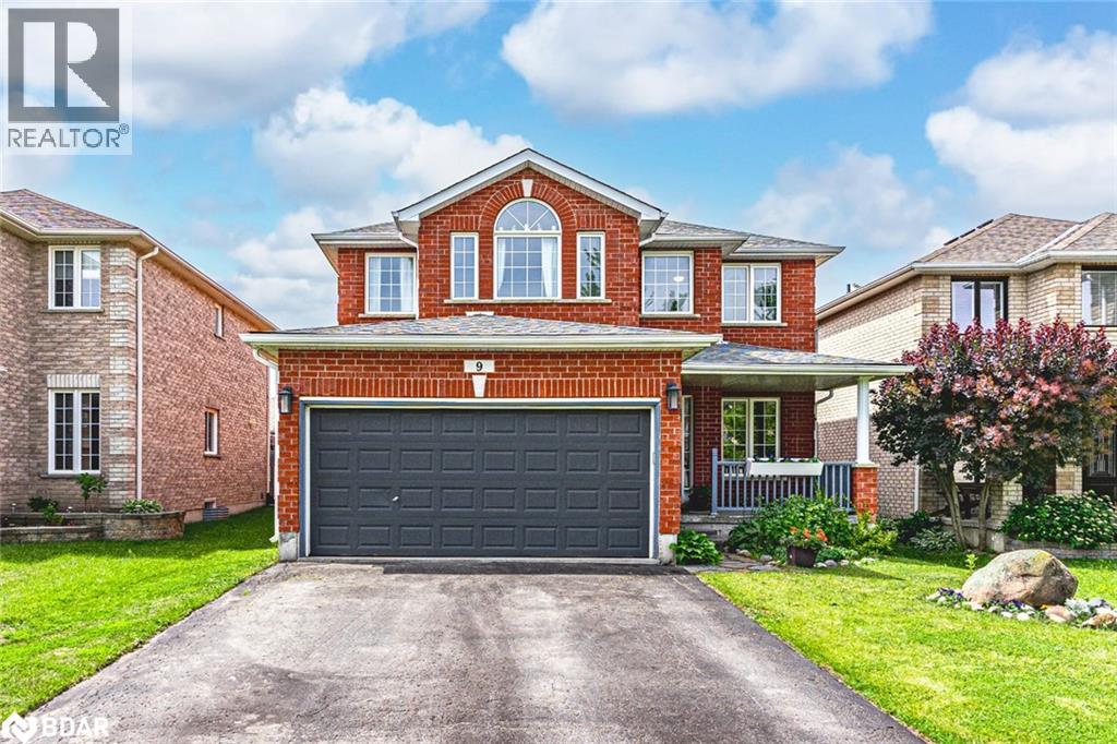 9 Buggs Gate, Barrie, ON L4M 7A9