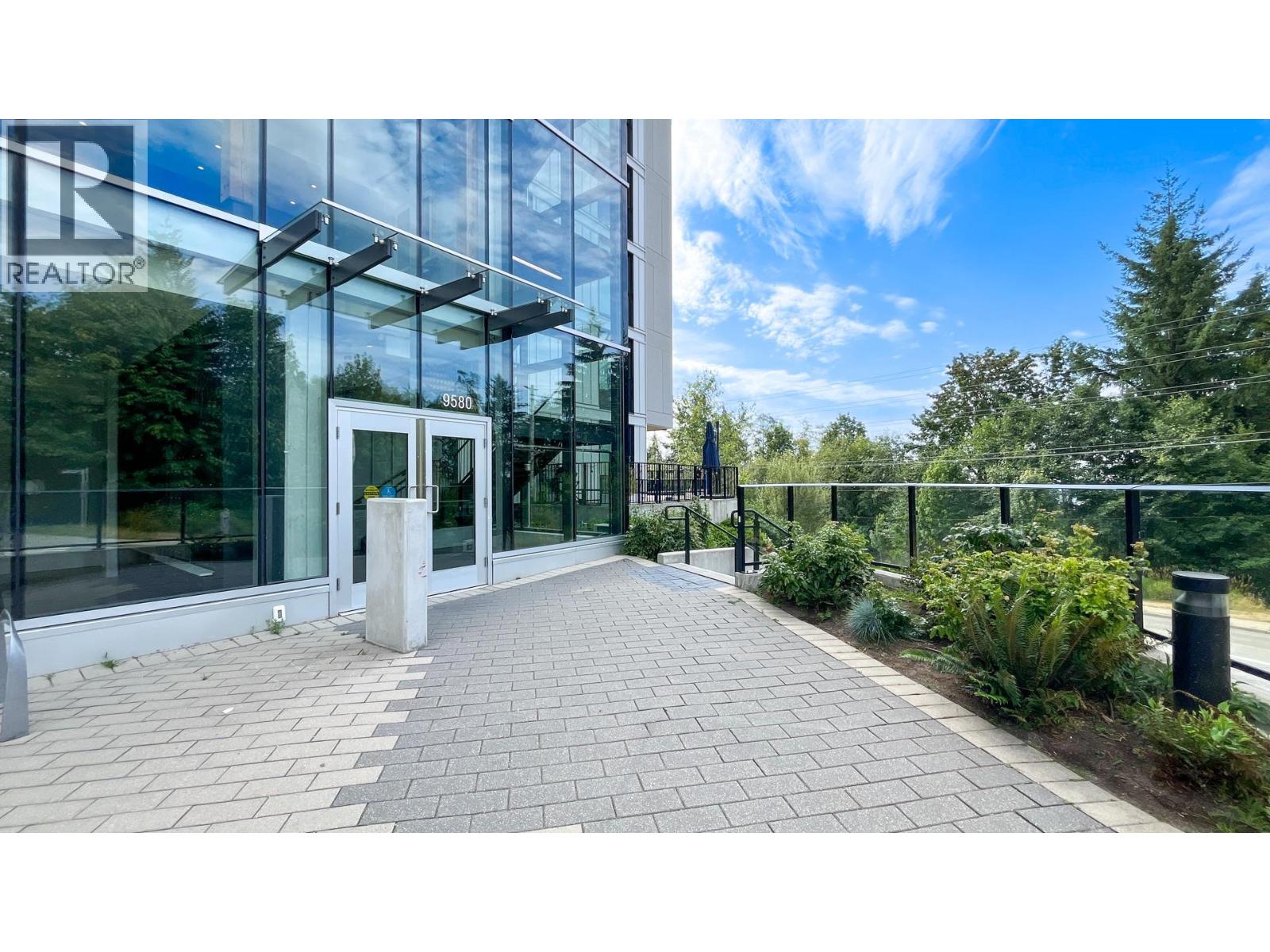 9580 Tower Road Unit 209, Burnaby, BC V5A 0G5