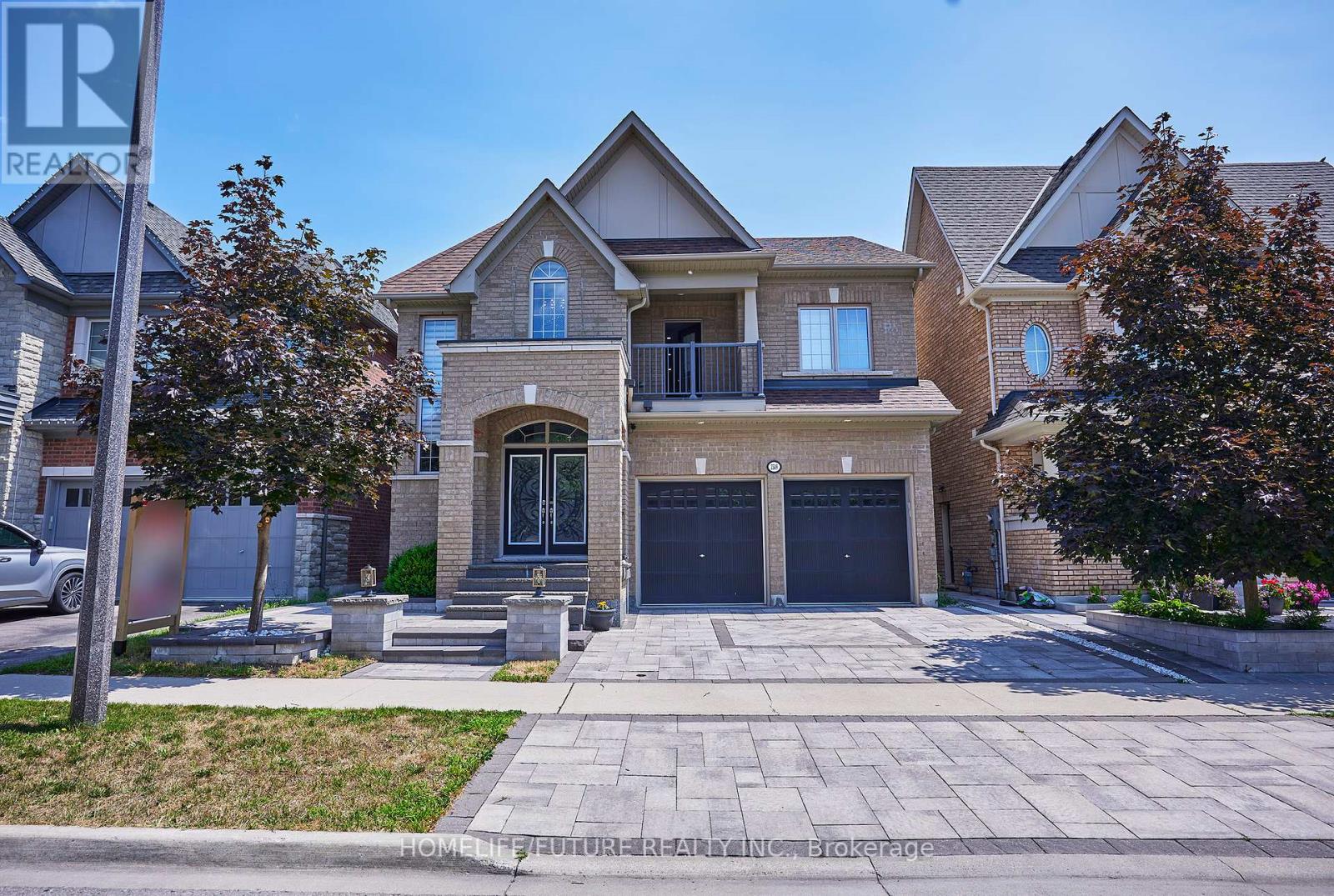 2549 Snow Knight Dr, Oshawa, ON L1H 7K4