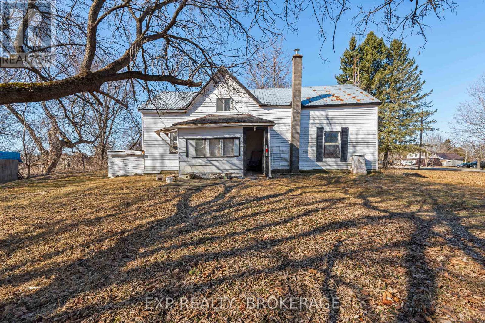 1619 County 2 Rd, Front of Yonge, ON K0E 1R0