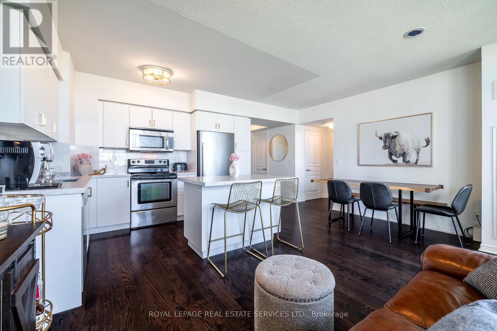 1105 15 Legion Rd, Toronto, ON M8V 0A9