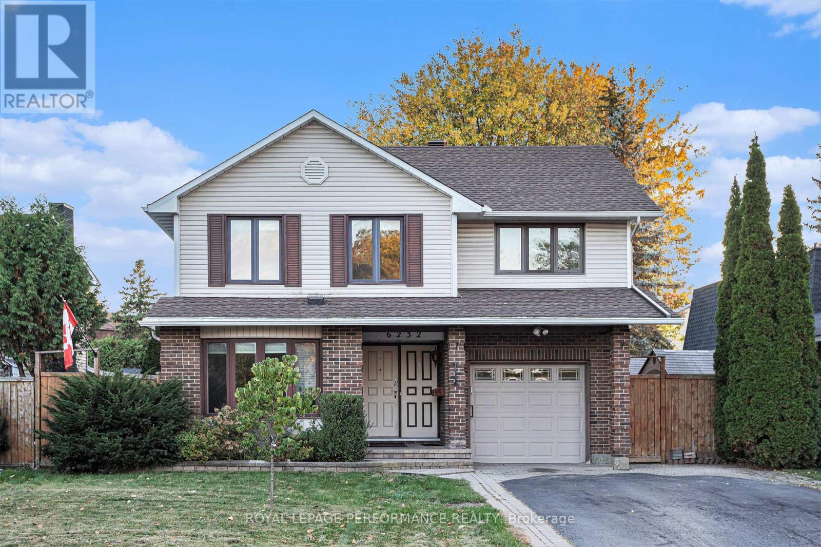 6232 Fortune Dr, Ottawa, ON K1C 2B6