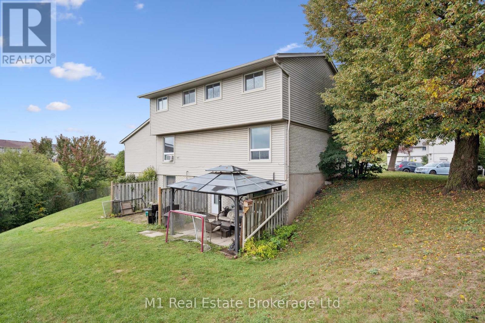 13 700 Paisley Rd, Guelph, ON N1K 1A3