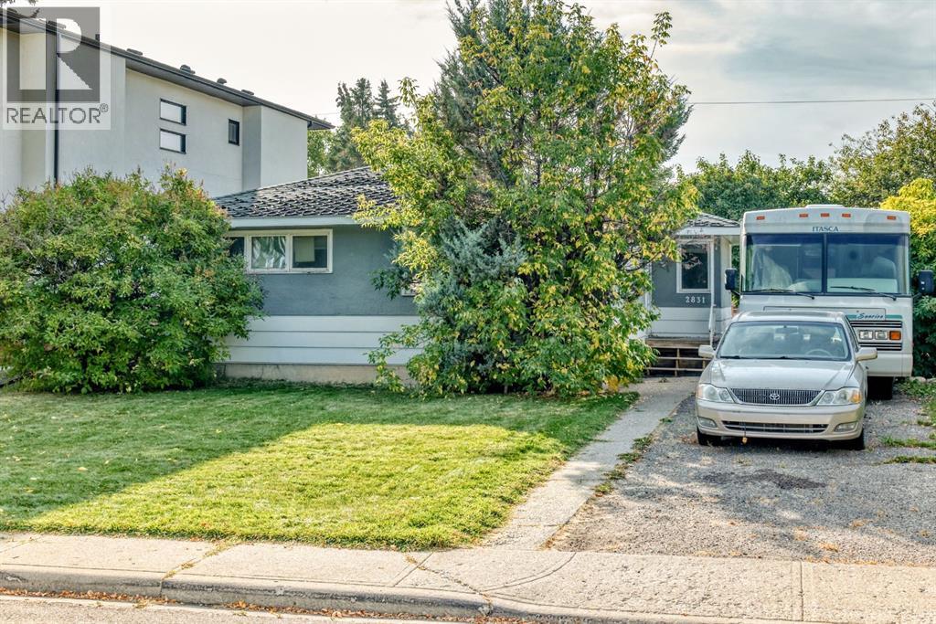 42 Street Sw Unit 2831, Calgary, AB T3E 3M2