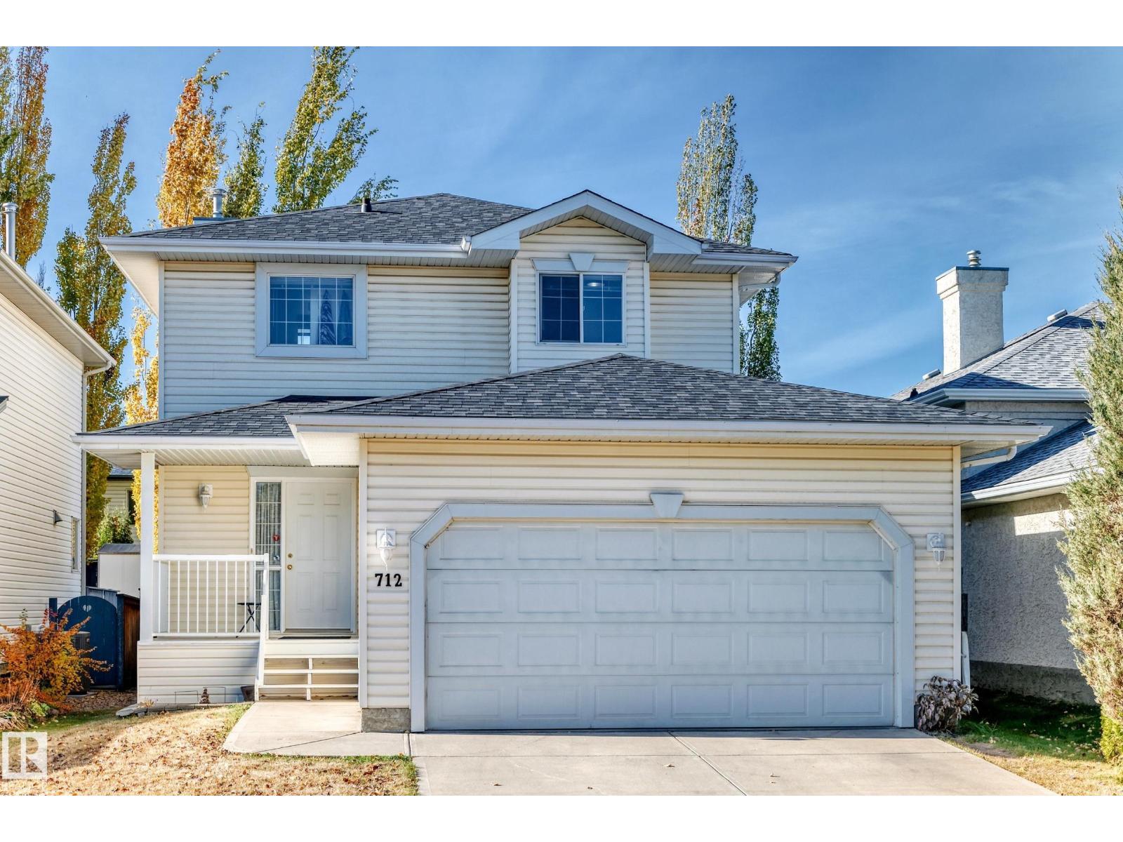 712 Balfour Cl NW, Edmonton, AB T5T 6H7