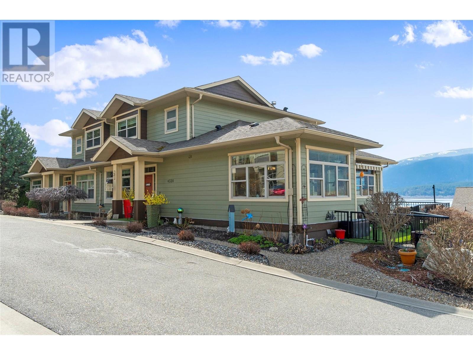 14 Street Ne Unit 4320, Salmon Arm, BC V1E 1M9