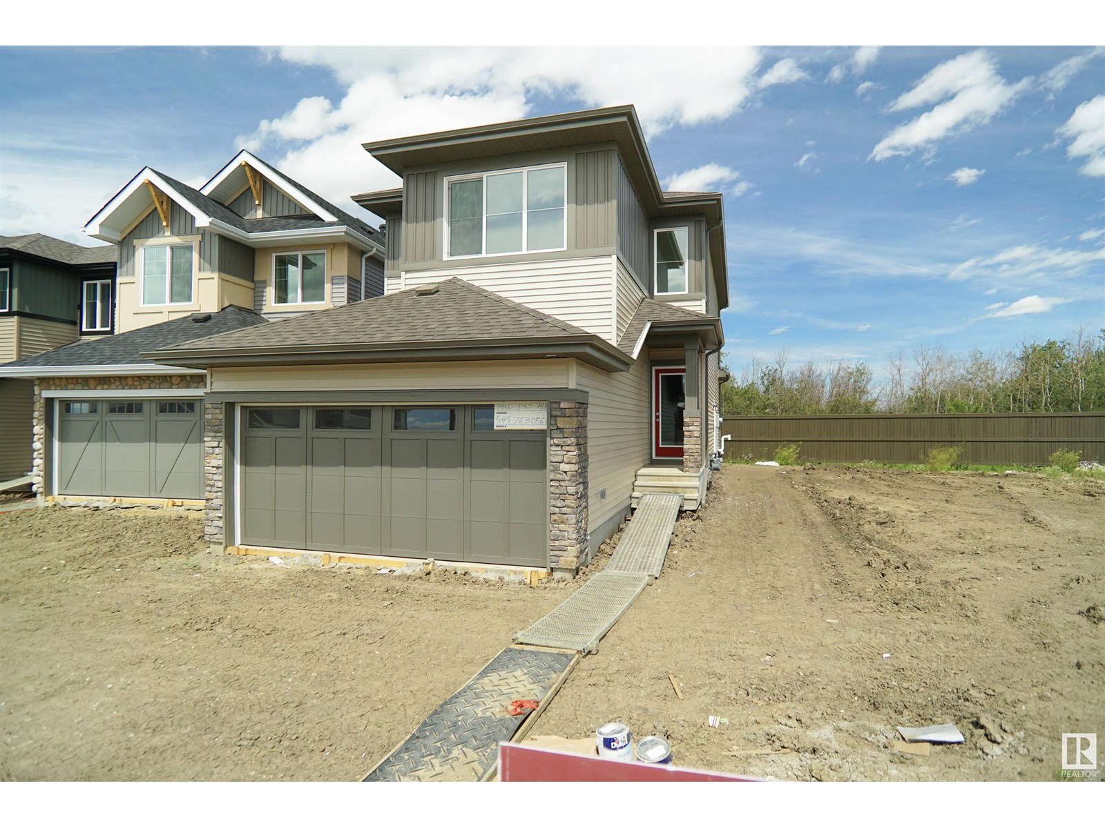 183 Av Nw Unit 8460, Edmonton, AB T5Z 0X2