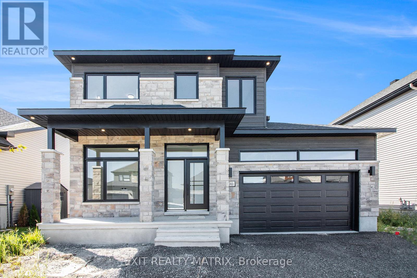 1311 Fribourg St, Russell, ON K0A 1W0