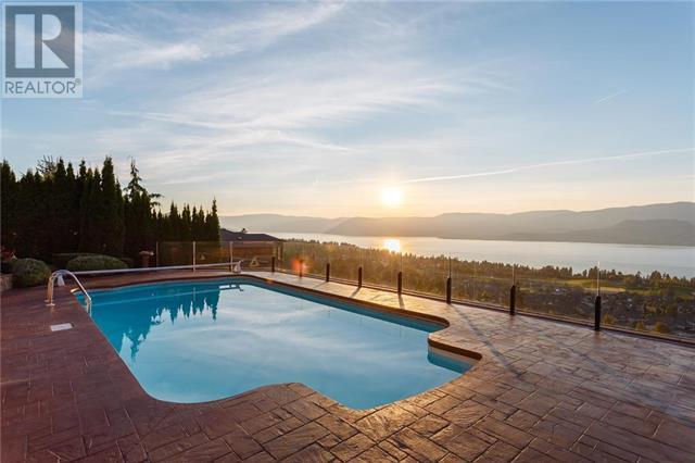 714 Kuipers Cres, Kelowna, BC V1W 5B2