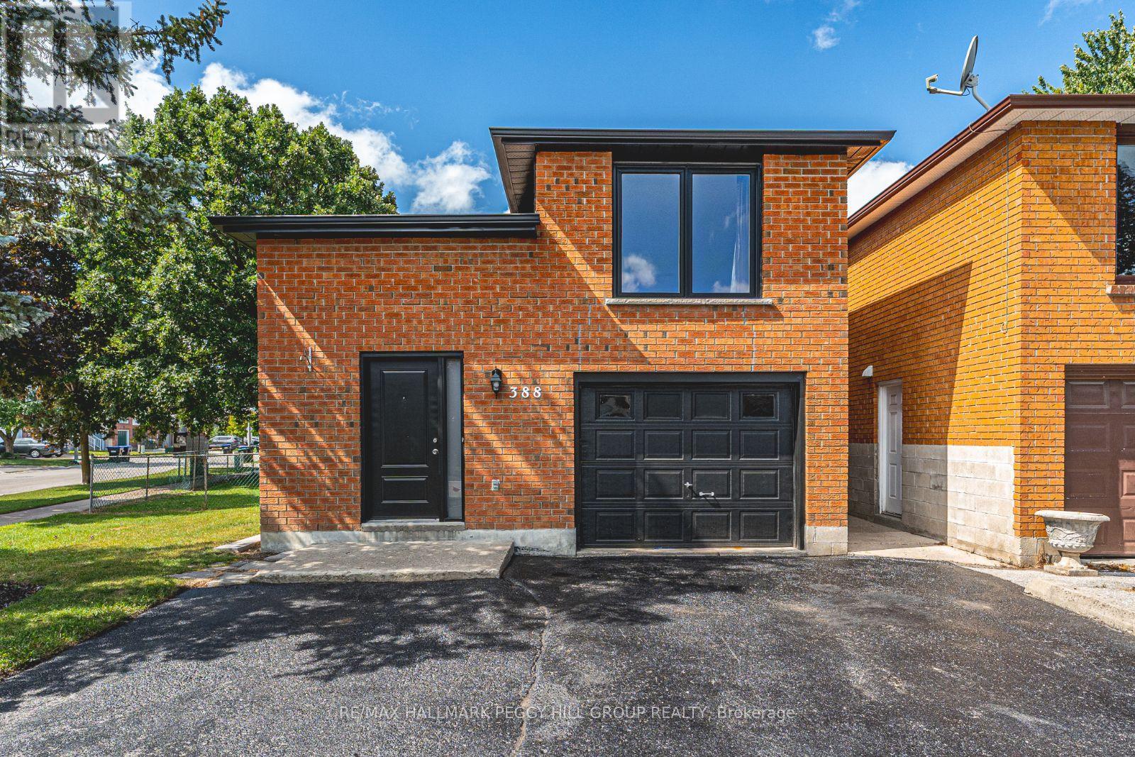 388 Parkwood Ave, Bradford West Gwillimbury, ON L3Z 2W9