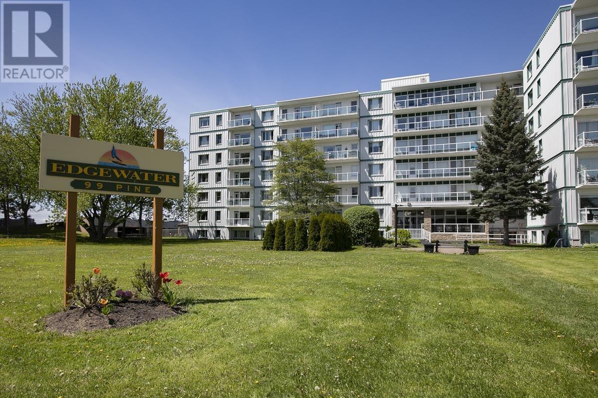 99 Pine St, Sault Ste. Marie, ON P6A 3Y3