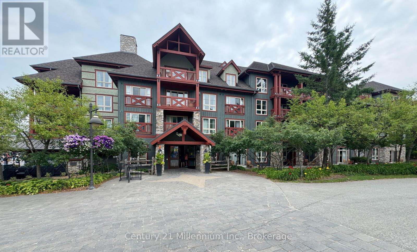201 152 Jozo Weider Blvd, The Blue Mountains, ON L9Y 0V2