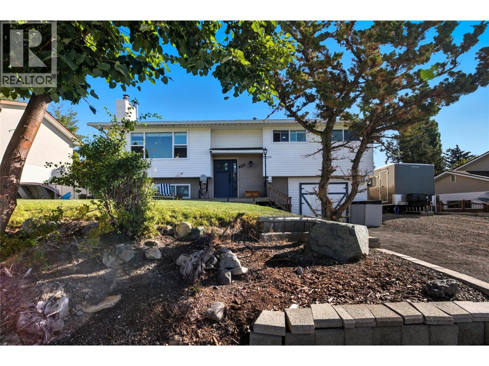 415 Opal Dr, Logan Lake, BC V0K 1W0